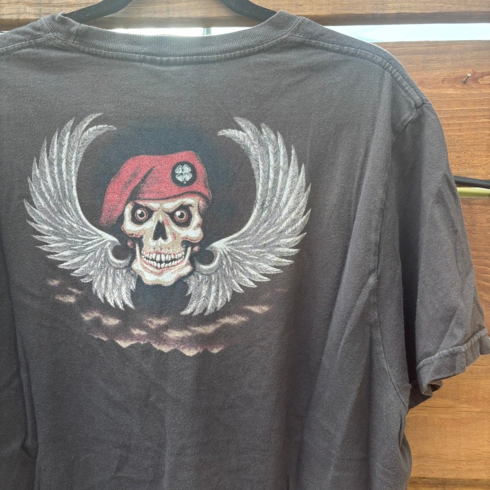 Lucky Brand Graphic Tee‎ Mens XL Black Excellent Winged Skull Red Beret USA Made